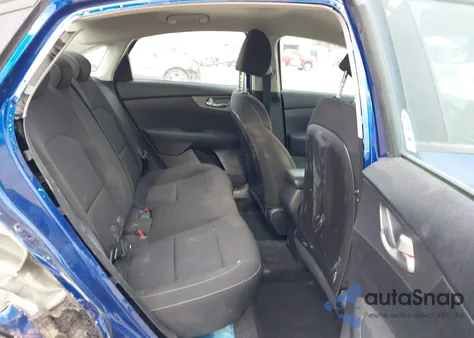 2021 Kia Forte Lxs из США, поврежденный, VIN 3KPF24AD4ME338026